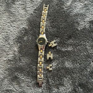 Women’s ESQ watch